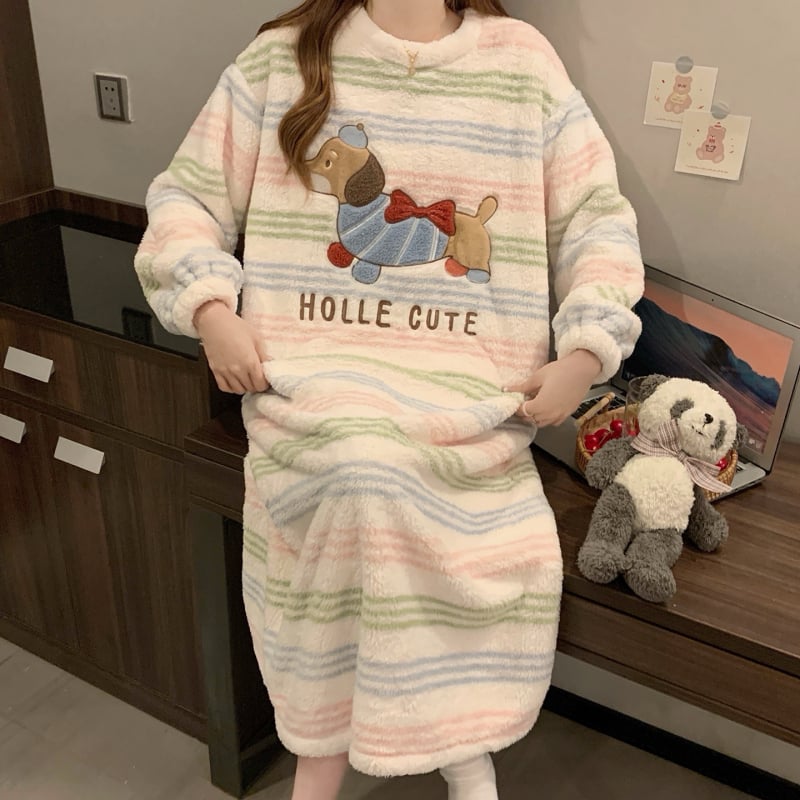 Γυναικείο νυχτικό από coral fleece, χοντρή επένδυση, καρτούν σχέδιο, μεσαίου μήκους, μακριά μανίκια