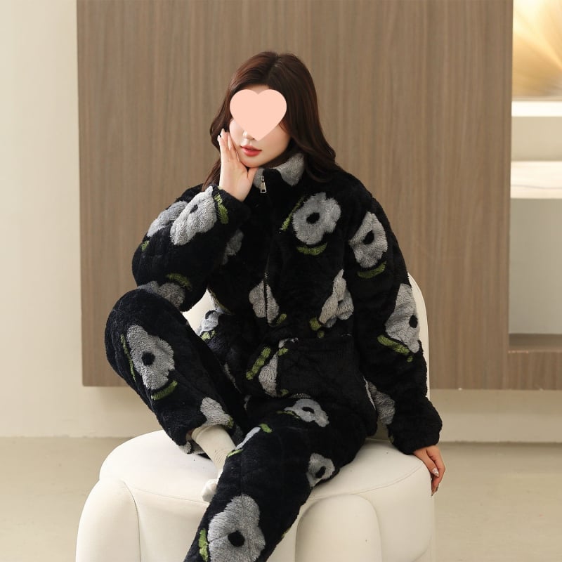 Γυναικείο χειμερινό σετ πιτζάμες από ελαστικό βαμβάκι, εξτρα-παχύ ύφασμα, μακριά μανίκια, τετράγωνη λαιμόκοψη, μεσαίο μήκος φούστας, διατηρεί τη ζέστη