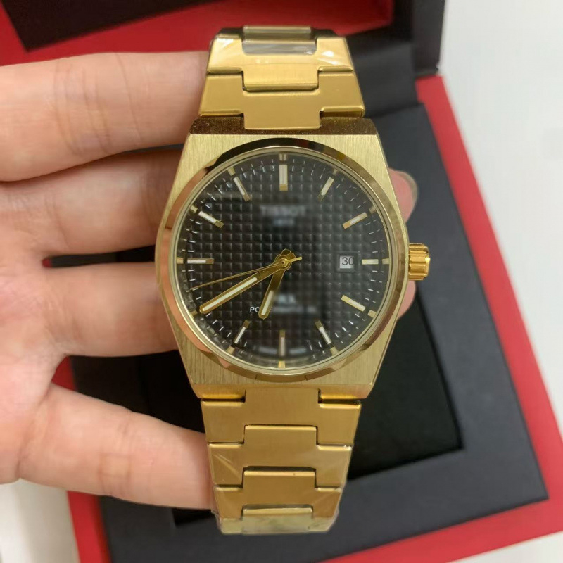 Kvarc karóra japán mozgással, naptár, 50 m vízálló, rozsdamentes acél tokkal és szíjjal, bevonatos üveg