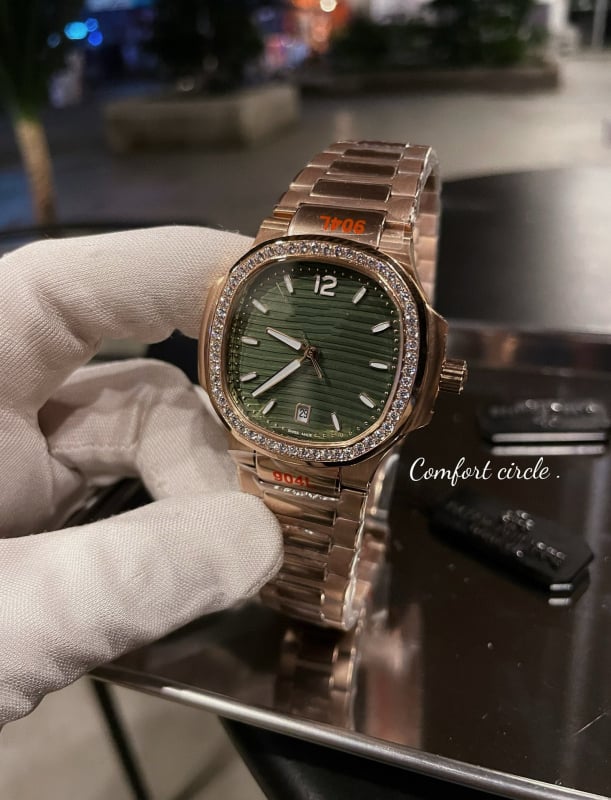 Nautilus stila gradientais kvadrātas sieviešu kvarca pulkstenis, Swiss ETA kustība, 30M ūdensizturība, safīra stikls, nerūsējošā tērauda siksniņa