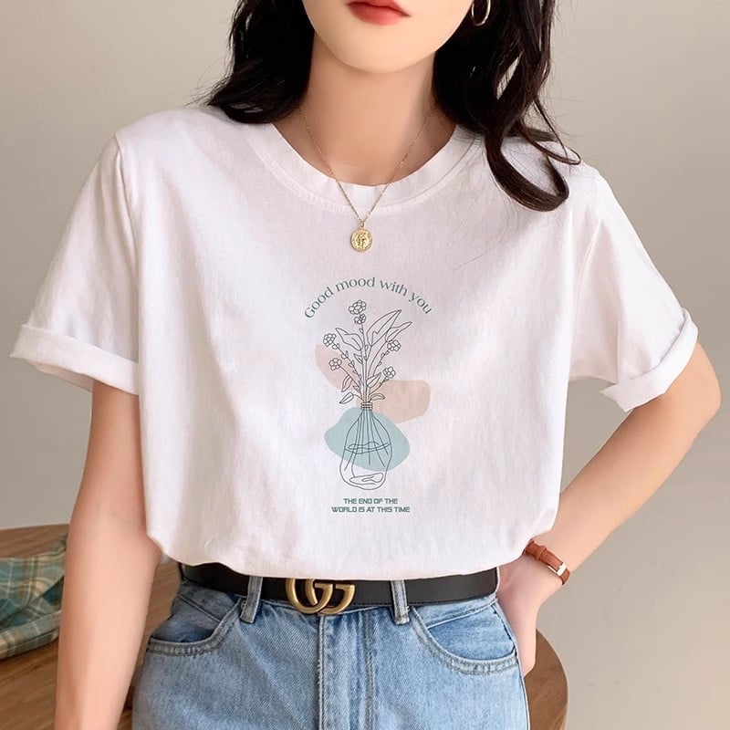 Sieviešu īsrokas T-krekls, Korejas stilā, anime apdruka, Milk Silk audums (≥95% poliester), vidējais garums