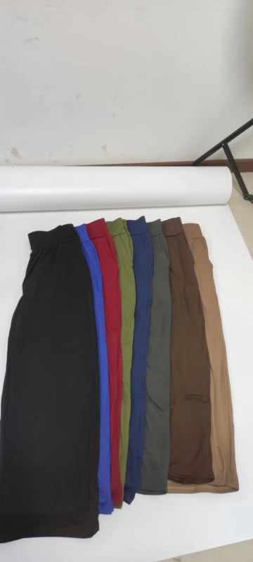 Moteriški platūs keliai jogai ir bėgiojimui, poliesterio-elastano pluošto mišinys (70-80% poliesterio), vidurio aukščio liemuo, kasdienės kelnės, Japonijos ir Korėjos Leisure stilius, 2023 m. pavasaris