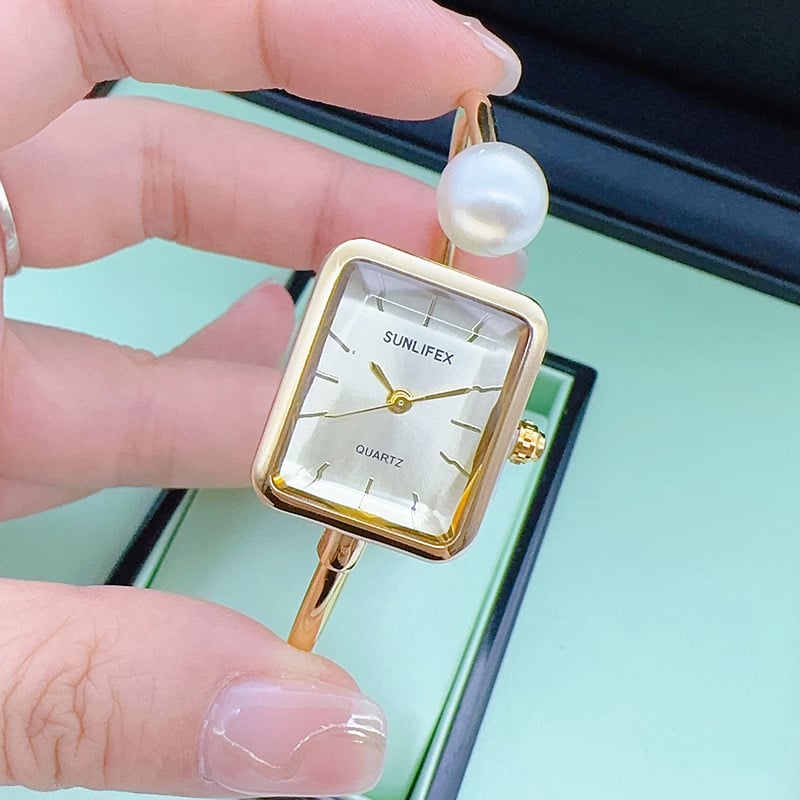 SUNLIFEX Sieviešu pulkstenis ar pērļu rokassprādzi, taisnstūra ciparnīca, kvarca mehānisms, ūdensizturība 10 m, modelis Slf250610002