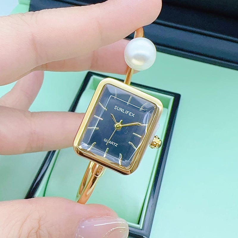 SUNLIFEX Sieviešu pulkstenis ar pērļu rokassprādzi, taisnstūra ciparnīca, kvarca mehānisms, ūdensizturība 10 m, modelis Slf250610002