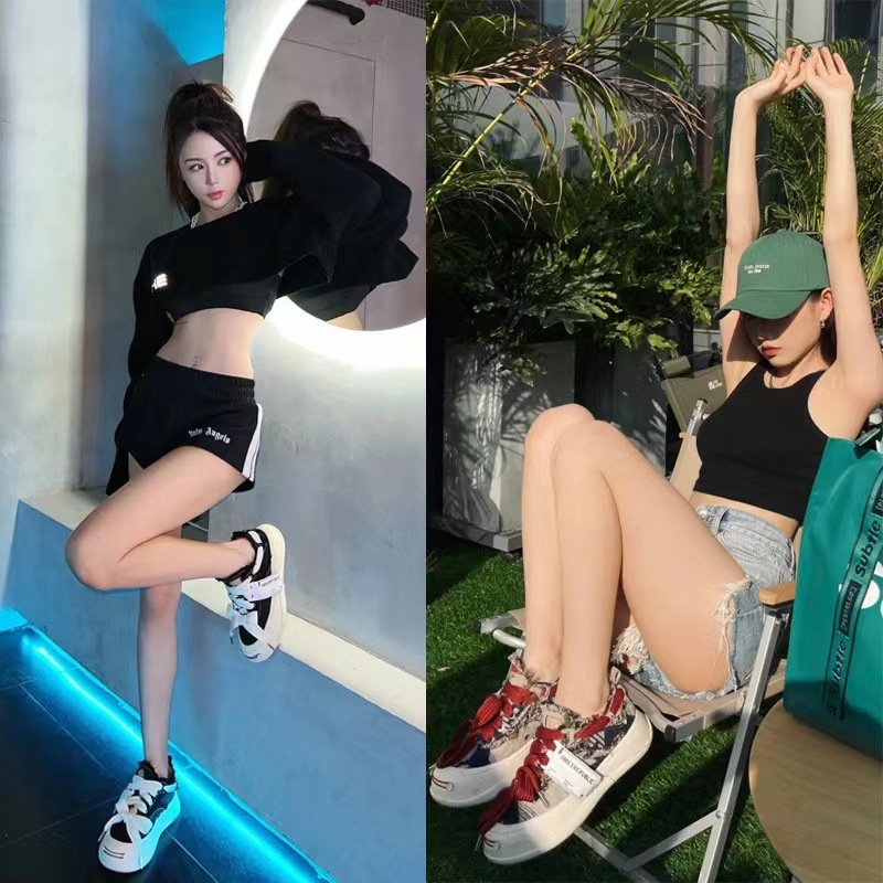 Unisex auduma kurpes ar zemu augšdaļu, priekšējā aizdare ar šņorēm, gumijas zole, bieza zole