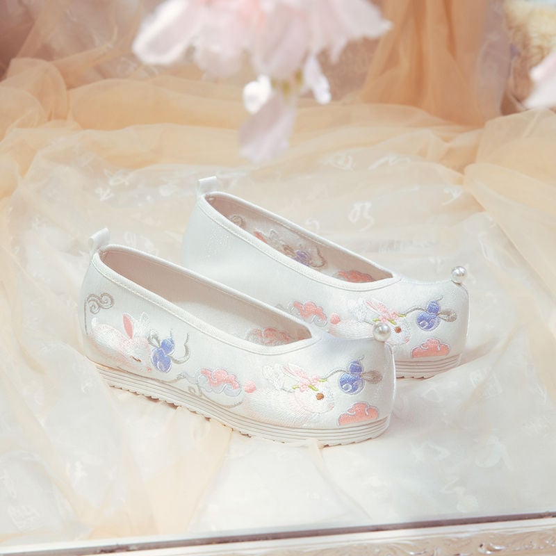 Ханфу обувки от платно с остър нос, подплата от плат и гумирана подметка