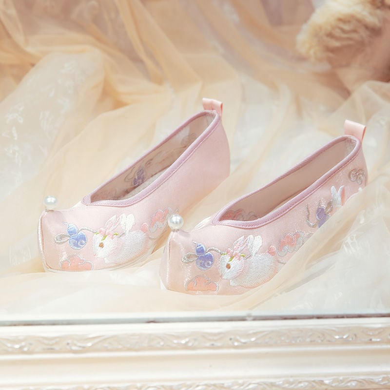 Ханфу обувки от платно с остър нос, подплата от плат и гумирана подметка