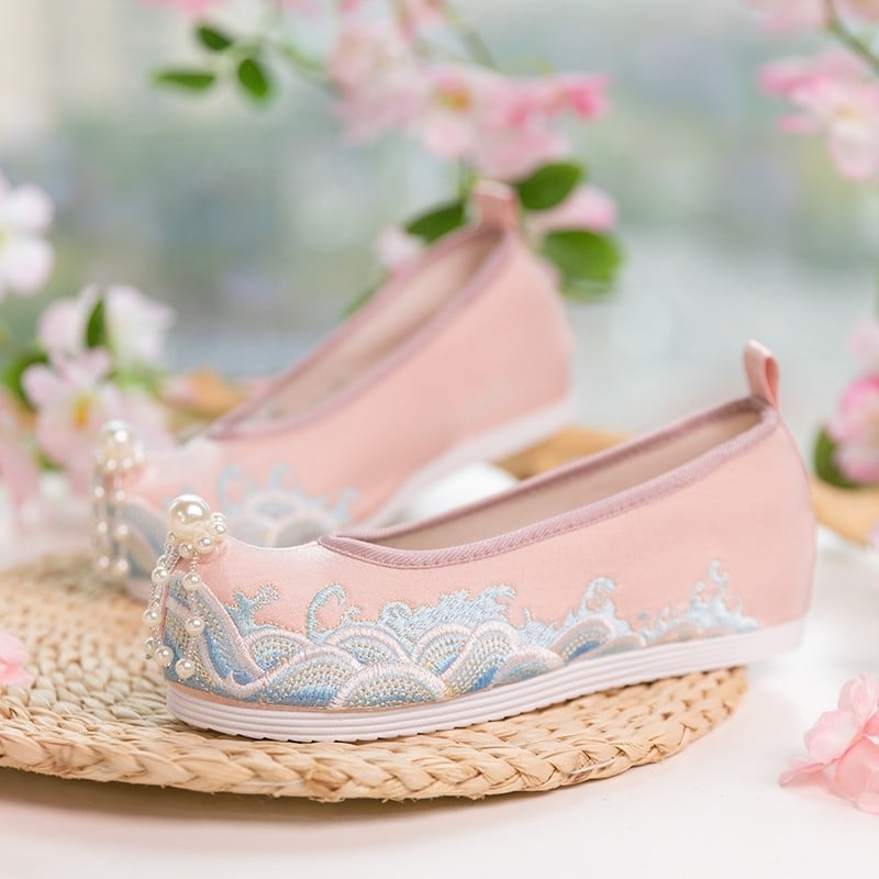 Ханфу обувки от платно с остър нос, подплата от плат и гумирана подметка