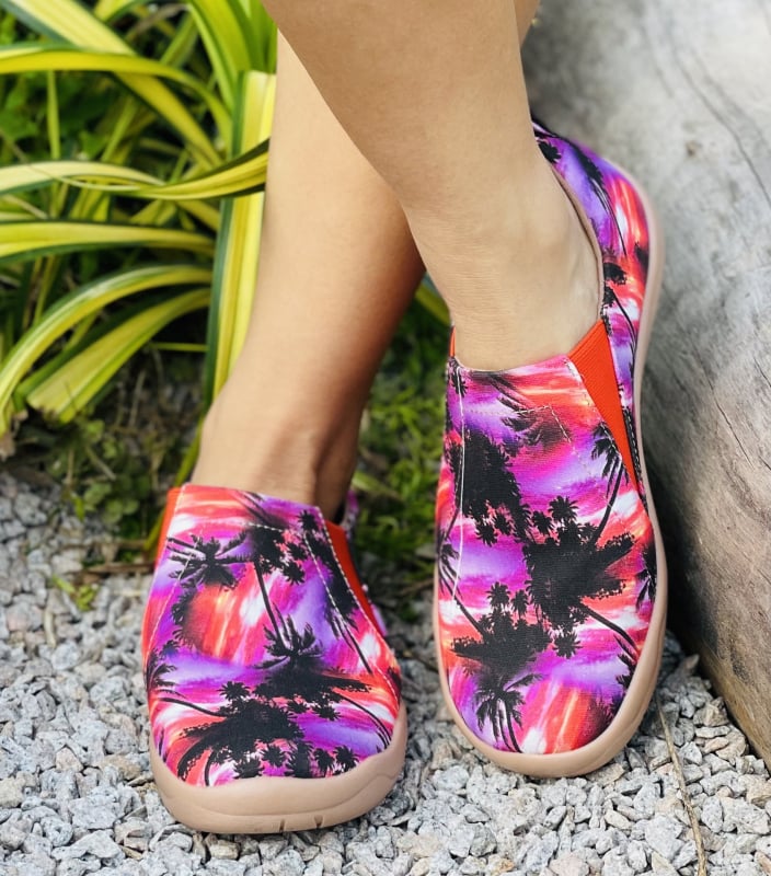 Sievietes kanvasa slip-on kurpes, zems augšdaļa, injekcijas zole