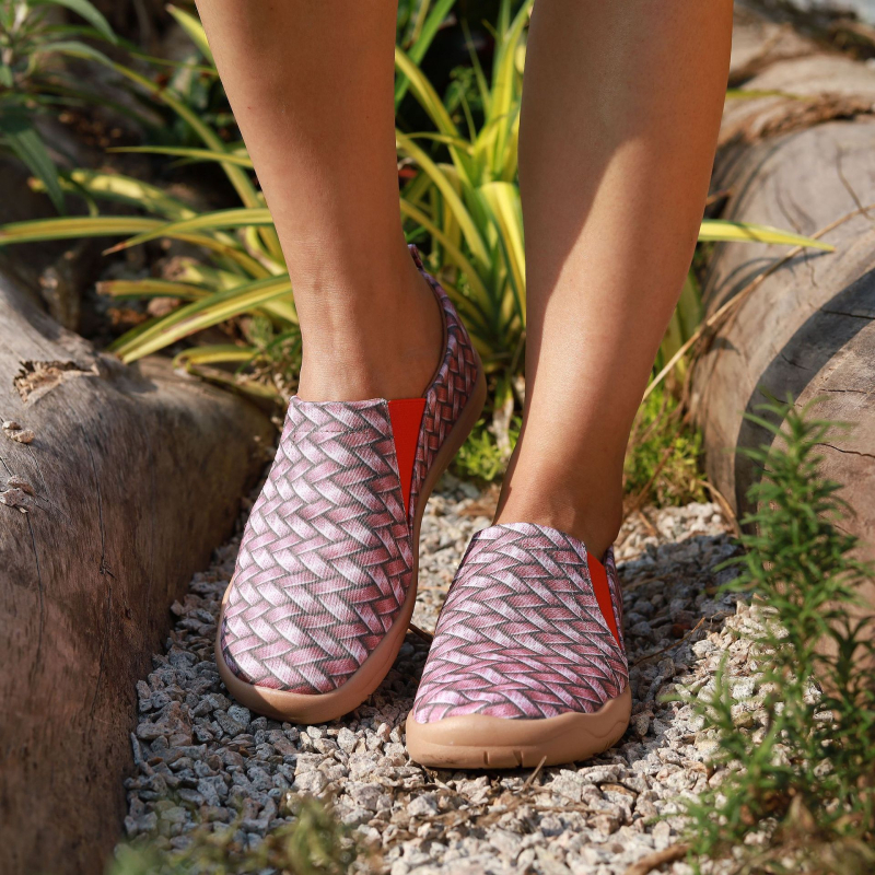 Sievietes kanvasa slip-on kurpes, zems augšdaļa, injekcijas zole