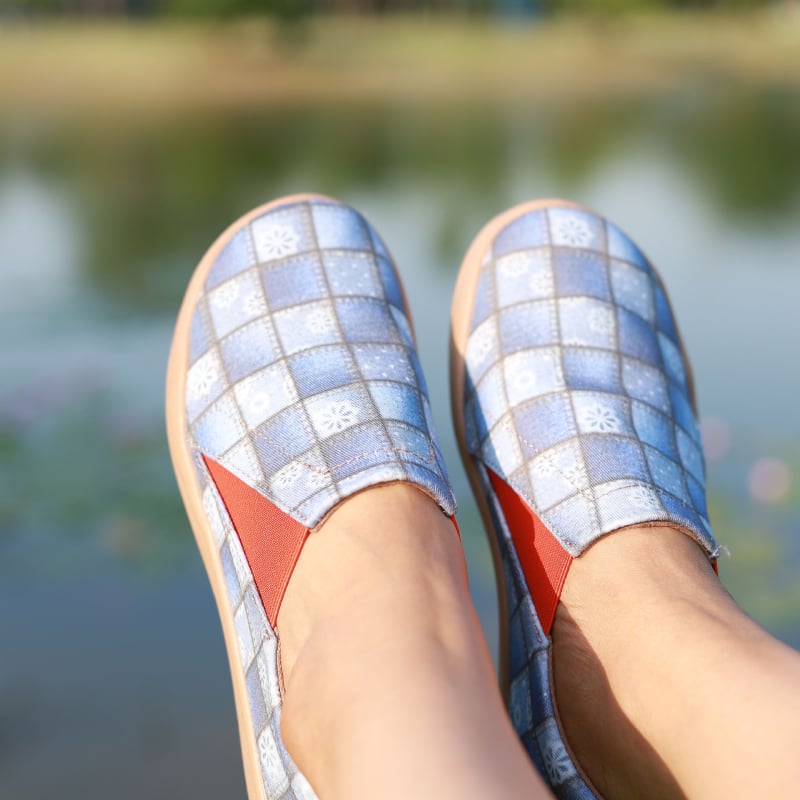 Sievietes kanvasa slip-on kurpes, zems augšdaļa, injekcijas zole