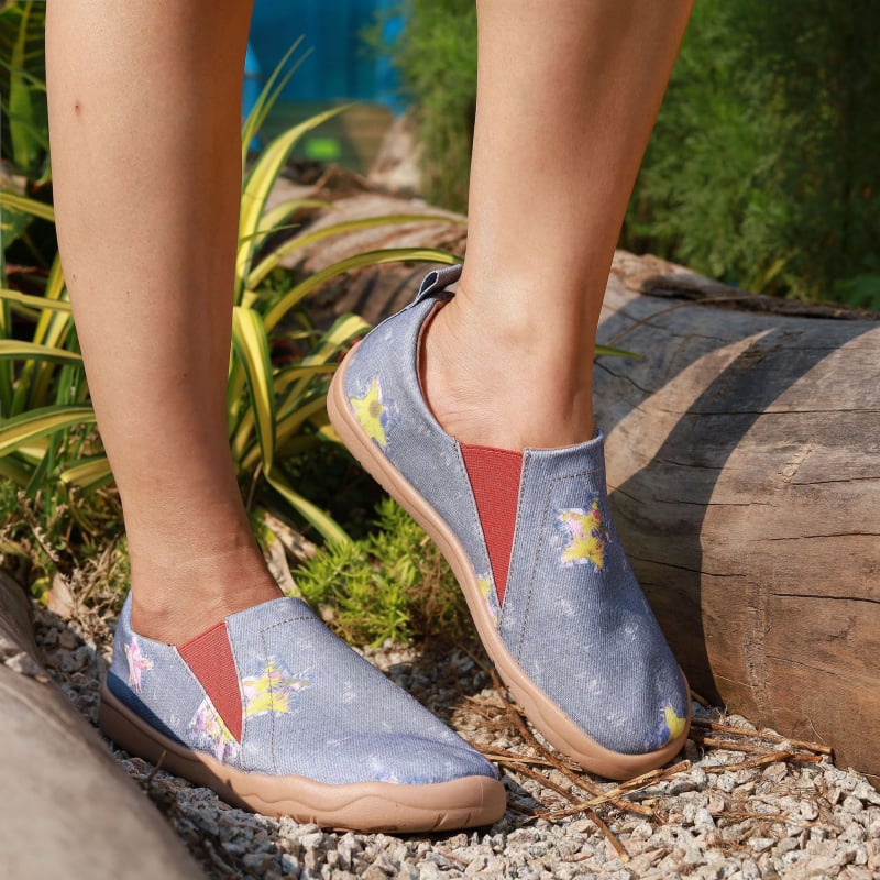 Sievietes kanvasa slip-on kurpes, zems augšdaļa, injekcijas zole