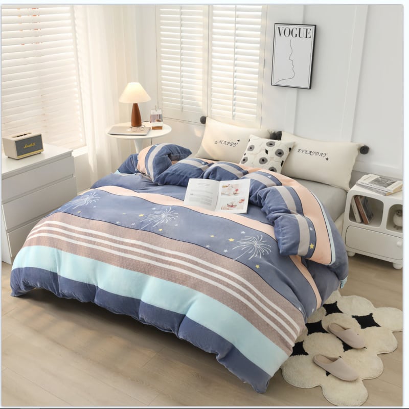 Tej Velúr paplanhuzat — sima szövet, reaktív nyomtatás és színezés, testreszabható feldolgozás; minták: csíkok, geometriai, virágos.