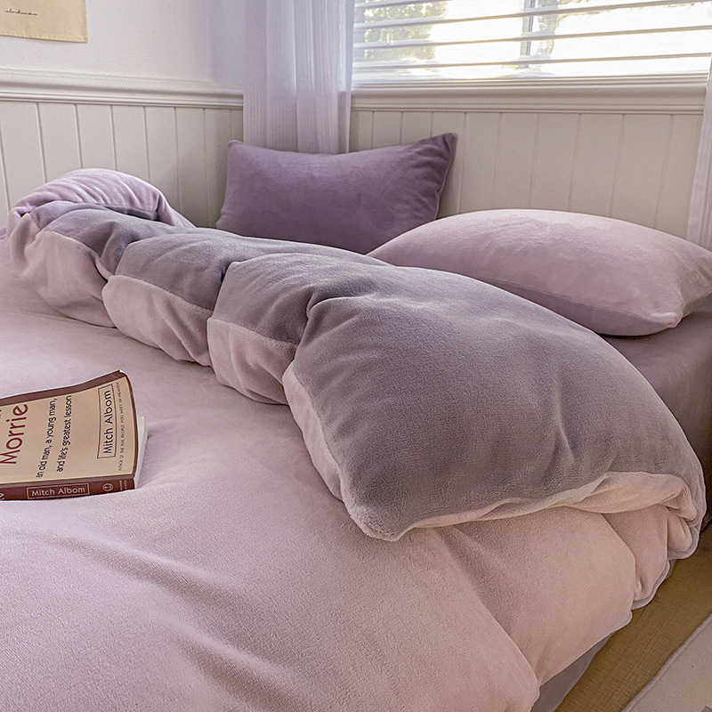 Piens velūra gultas pārklājs, vienkrāsains; audums: twill; druka un krāsošana: reaktīvā druka