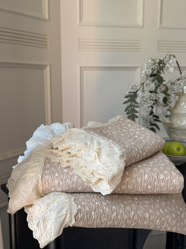 Francijas stila lielā mežģīņu gultas pārklājs komplekts ar augu un ziedu rakstu, twill audums, reaktīvā drukāšana un krāsošana, materiāls: zīda ziedu motīvi