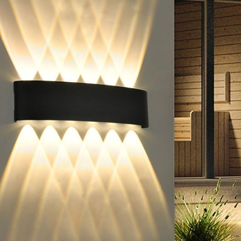 Išorinis sieninis LED šviestuvas su aliuminio gaubtu ir aliuminio korpusu, įtampa ≤36V