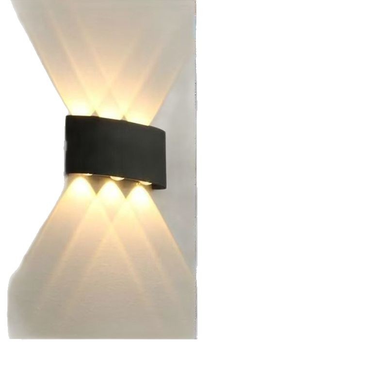 Išorinis sieninis LED šviestuvas su aliuminio gaubtu ir aliuminio korpusu, įtampa ≤36V