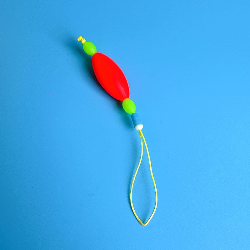 Makšķerēšanas līnijas piederums ar pastiprinošu stieni, luminescējošu pērlīti un galvenās līnijas savienotāju