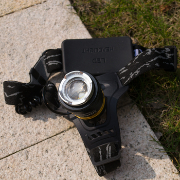 Įkraunama galvos žibintu naktinei žvejybai, 18650 baterija, 200–500 m šviesos spindulys, veikimo laikas 2–10 val.