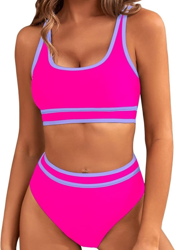 Sieviešu divdaļīgs peldkostīms ar augstu vidukli, atvērtu muguru un uzpildītiem krūšu kausiem; materiāls: neilons ar spandeksa pamatu; raksts: svītraini vai vienkrāsains.