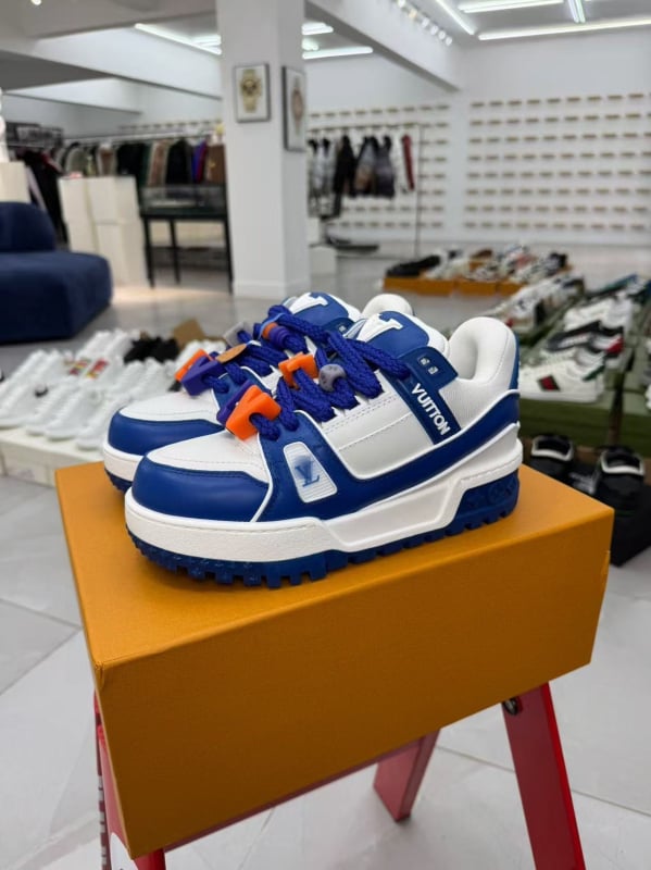 LVTrainer Maxi Chunky kurpes – universālas, augstuma palielināšanai paredzēts pamatnes platums, virsdaļa no teļa ādas pirmās kvalitātes, augstas tehnoloģijas, piemērotas visām četrām sezonām