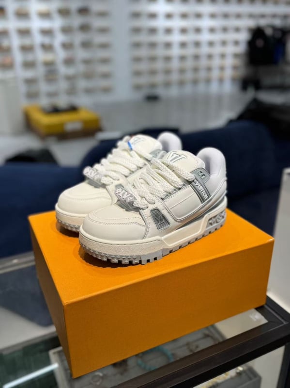 LVTrainer Maxi Chunky kurpes – universālas, augstuma palielināšanai paredzēts pamatnes platums, virsdaļa no teļa ādas pirmās kvalitātes, augstas tehnoloģijas, piemērotas visām četrām sezonām