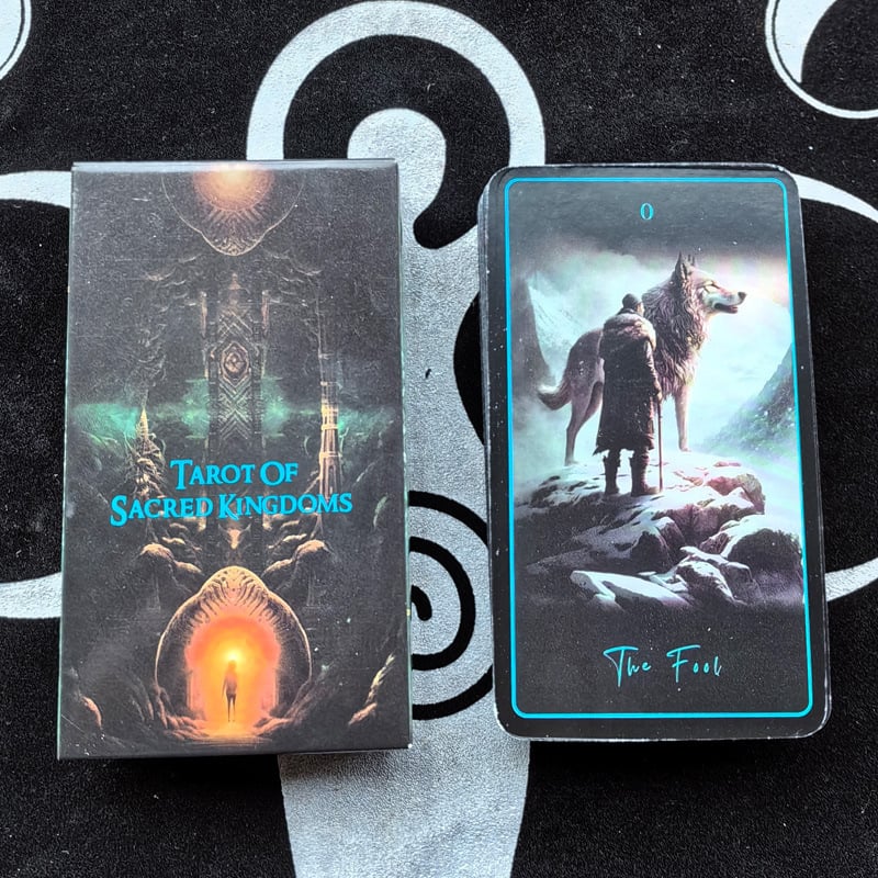 Tarot karte i Oracle karte – Papirnati set za društvenu igru s kartama, Pakiranje: Kutija – Značka: 111 – Uzrast: 15–60