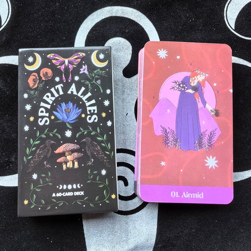 Tarot karte i Oracle karte – Papirnati set za društvenu igru s kartama, Pakiranje: Kutija – Značka: 111 – Uzrast: 15–60