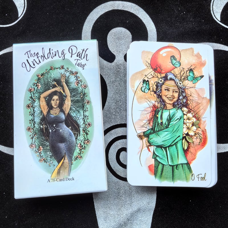 Tarot karte i Oracle karte – Papirnati set za društvenu igru s kartama, Pakiranje: Kutija – Značka: 111 – Uzrast: 15–60