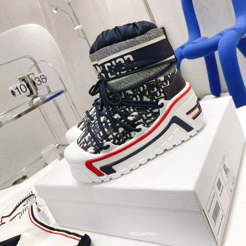 Moteriški žieminiai sniego botai su aukštu viršumi, klininis kulnas, šilkinis viršus, guma padas, avių velūro įdėklas