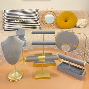 Rotaslietu izstādes statīvs, metāla rāmis, piecu stāvu, samta korpuss, ražošanas process: dzelzs