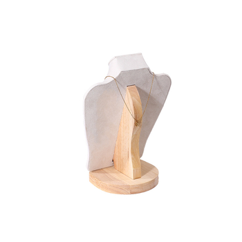 Kaklaru demonstrācijas statīvs – portreta dizains, ciets koks, korpuss ar flaneli, splicing tehnika, 2024. gada vasara