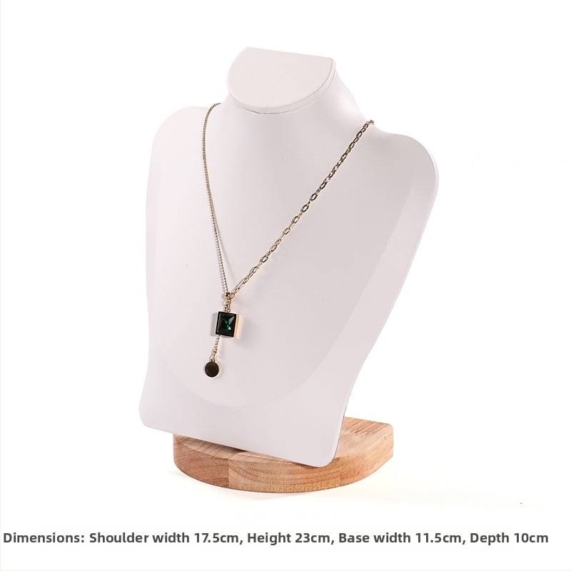 Kaklaru demonstrācijas statīvs – portreta dizains, ciets koks, korpuss ar flaneli, splicing tehnika, 2024. gada vasara