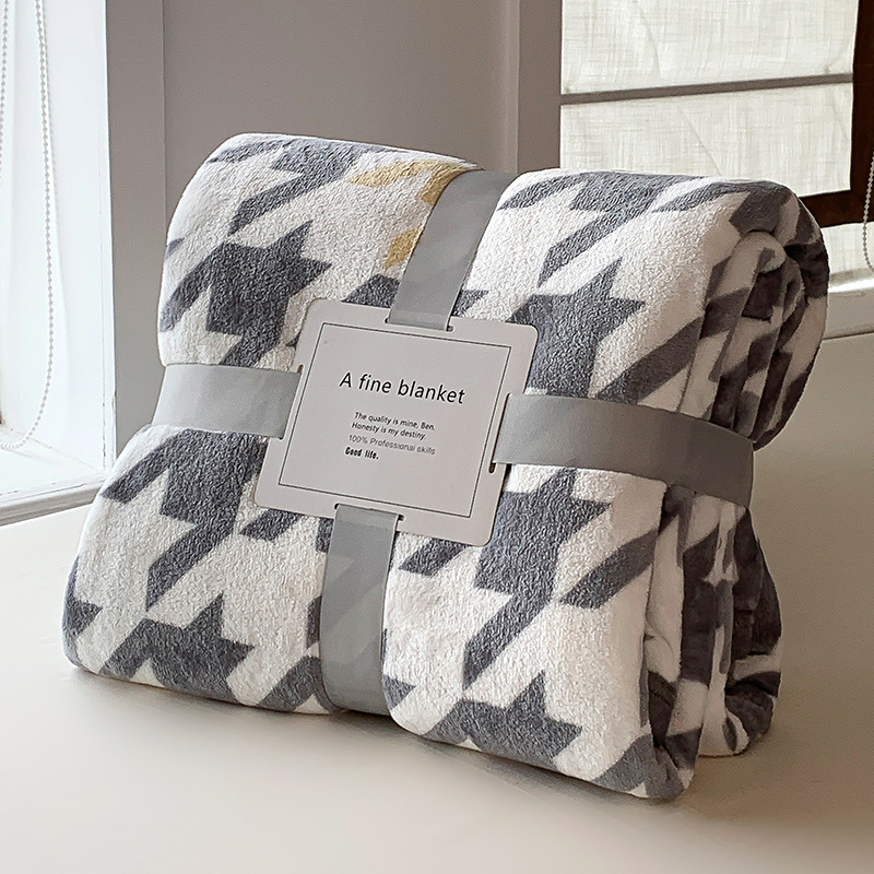 Nordiskā Coral Fleece sega, 1400 g, Pavasaris–Rudens, Poliesters