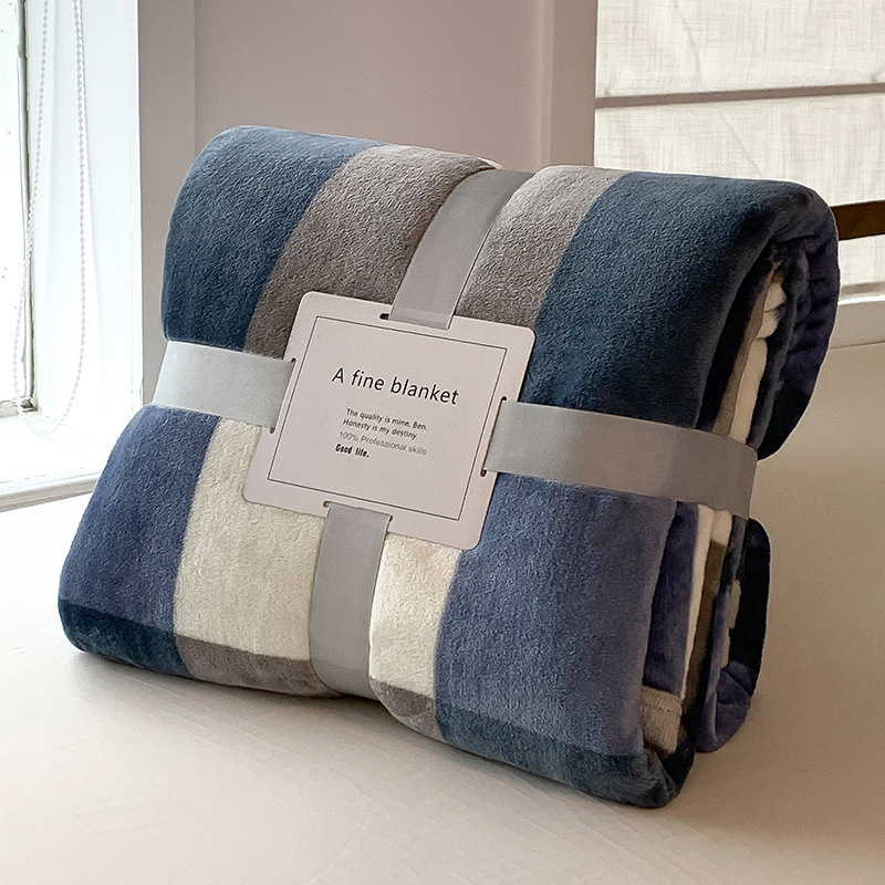 Nordiskā Coral Fleece sega, 1400 g, Pavasaris–Rudens, Poliesters