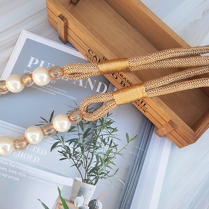 Aizkaru pērlīšu siksņa ar kristāla āķi (Zīmols: Other; Materiāls: Audums; Stils: Pastoraālais)