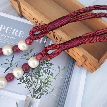 Aizkaru pērlīšu siksņa ar kristāla āķi (Zīmols: Other; Materiāls: Audums; Stils: Pastoraālais)