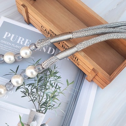 Aizkaru pērlīšu siksņa ar kristāla āķi (Zīmols: Other; Materiāls: Audums; Stils: Pastoraālais)