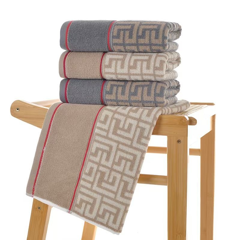 Pamučni ručnik (Jacquard tkanina; 21 niti; 120-140 g)