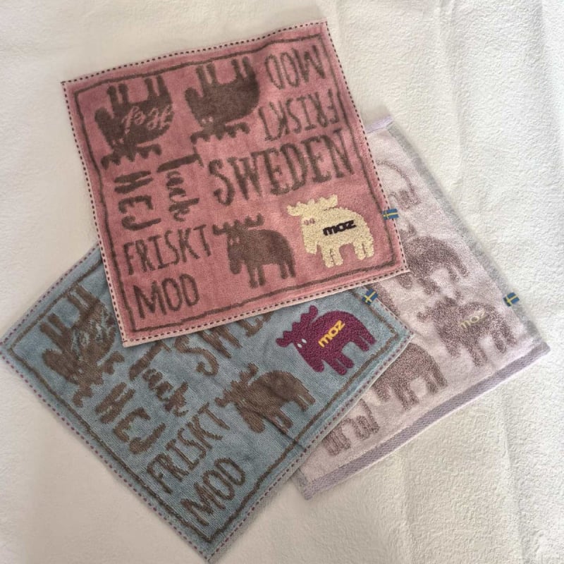 Kvadrātveida lakatiņš no 100% kokvilnas, bez vīšanas diegiem, izšuvumi un Jacquard tekstūra, 30 g, uzsūkšana 21–25 s