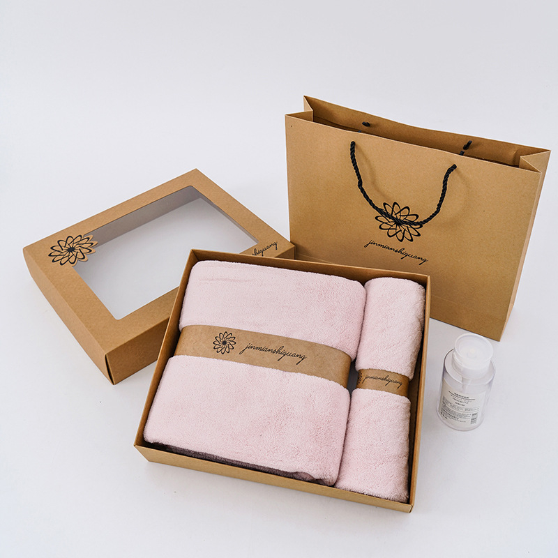 Darivani set ručnika od mikrovlakana, dva komada u kutiji, 550 g, marki Brocade Cotton Time, s tiskanim logom
