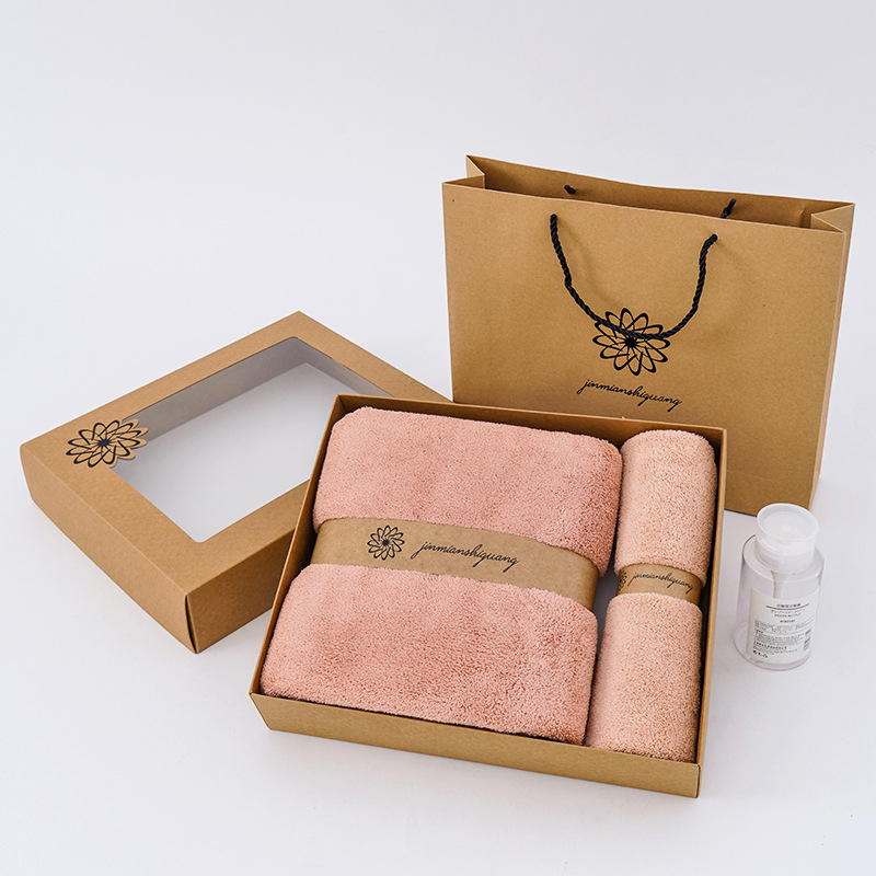 Darivani set ručnika od mikrovlakana, dva komada u kutiji, 550 g, marki Brocade Cotton Time, s tiskanim logom