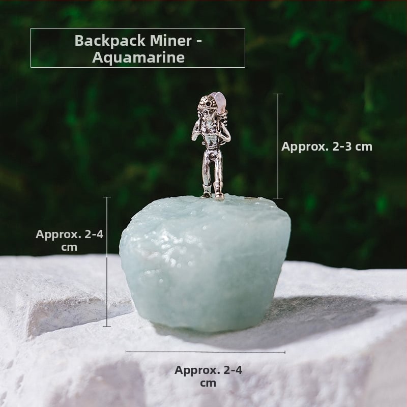 Bányász alakú kristály ércemintadarab, ametiszt és zöld fluorit, dekoratív geometriás kristály dísztárgy