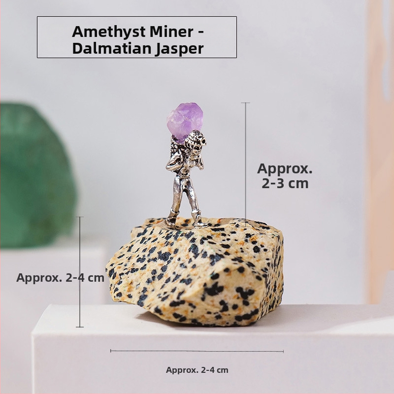 Bányász alakú kristály ércemintadarab, ametiszt és zöld fluorit, dekoratív geometriás kristály dísztárgy