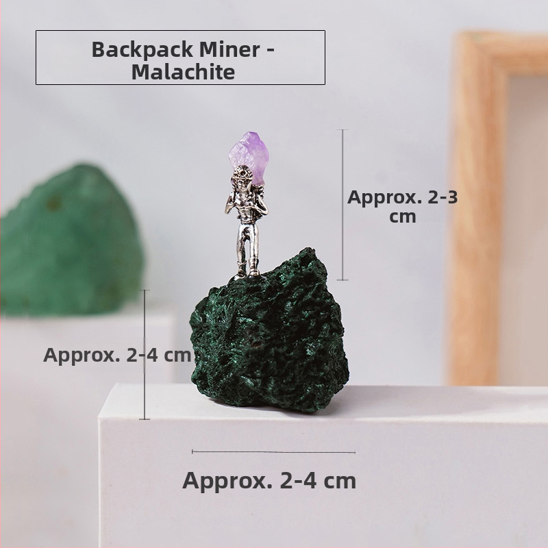 Bányász alakú kristály ércemintadarab, ametiszt és zöld fluorit, dekoratív geometriás kristály dísztárgy