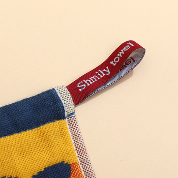 Tīras kokvilnas gāzes kvadrātveida dvielis, 32s diegs, žakarda audums, ūdens uzsūkšanās 0–5 s