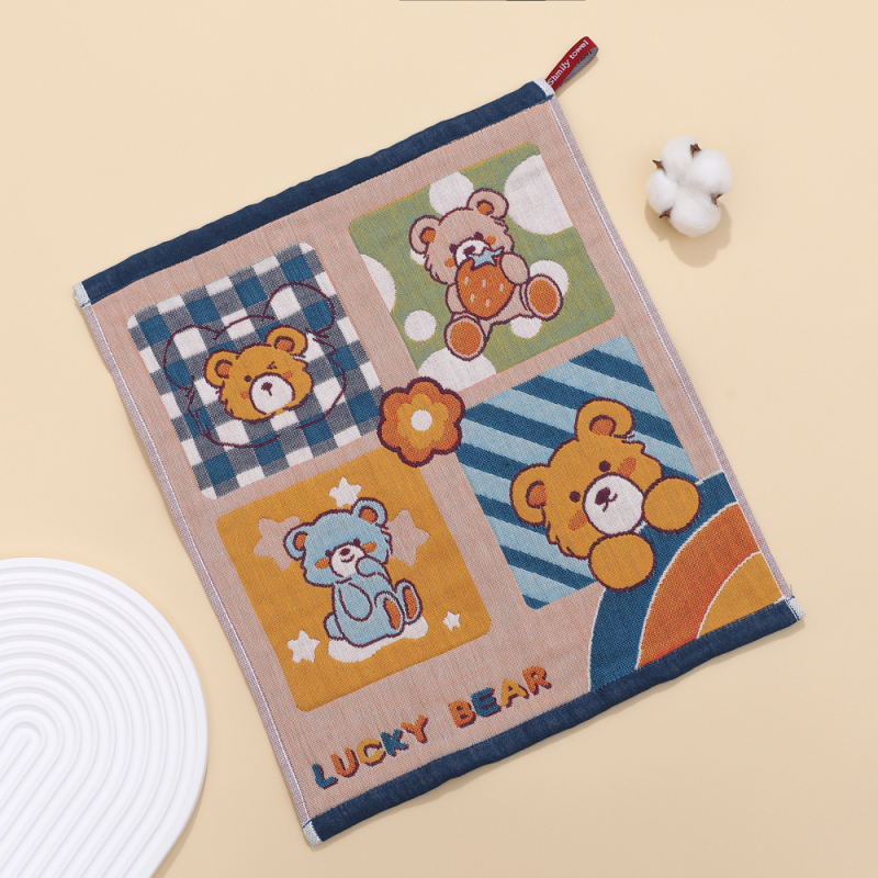 Tīras kokvilnas gāzes kvadrātveida dvielis, 32s diegs, žakarda audums, ūdens uzsūkšanās 0–5 s