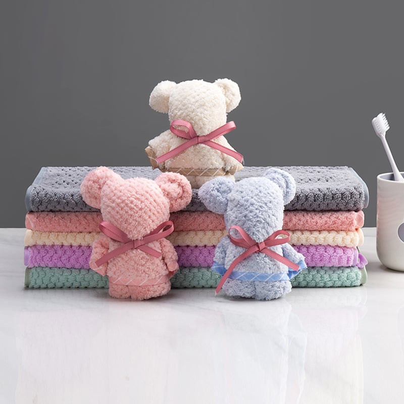 Lāča dizaina dvielis - superfinas šķiedras, diegs 40, šuvums, uzsūkšanās 60–85S