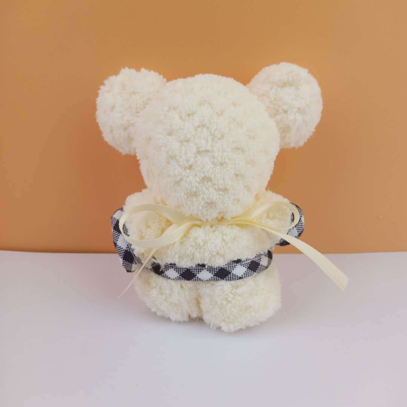 Lāča dizaina dvielis - superfinas šķiedras, diegs 40, šuvums, uzsūkšanās 60–85S