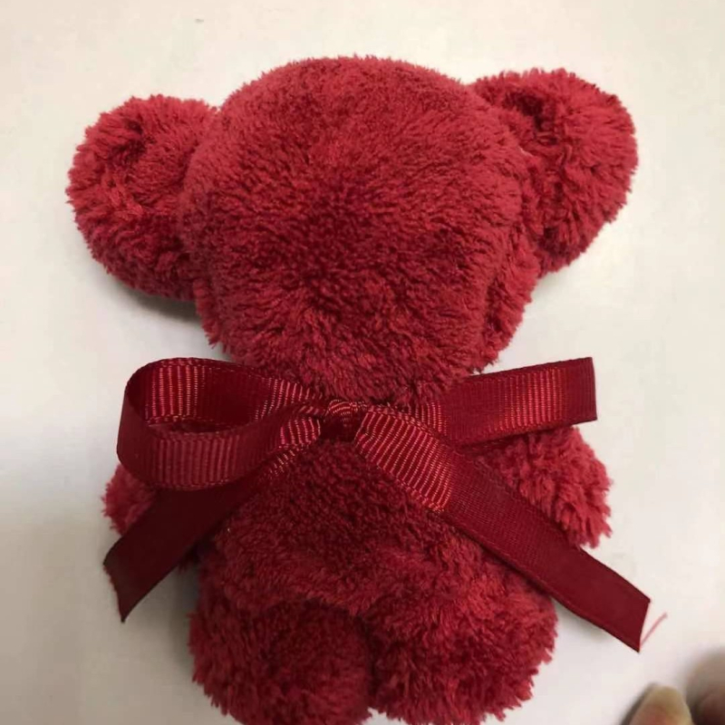 Lāča dizaina dvielis - superfinas šķiedras, diegs 40, šuvums, uzsūkšanās 60–85S